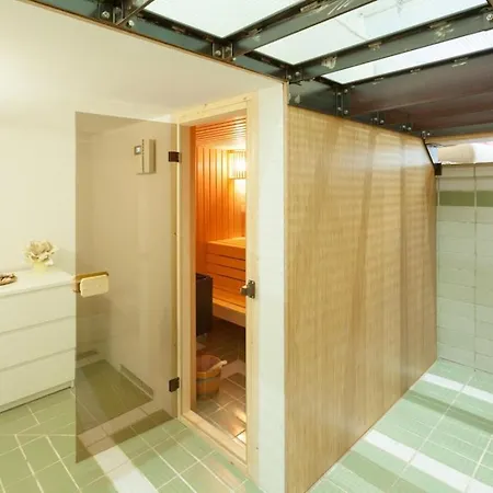 بيت للعطل Zurek Modern Retreat